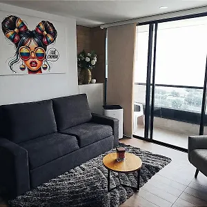 hermoso-apartamento-en-cerca-al-centro.colombiamedellinhotels.com/